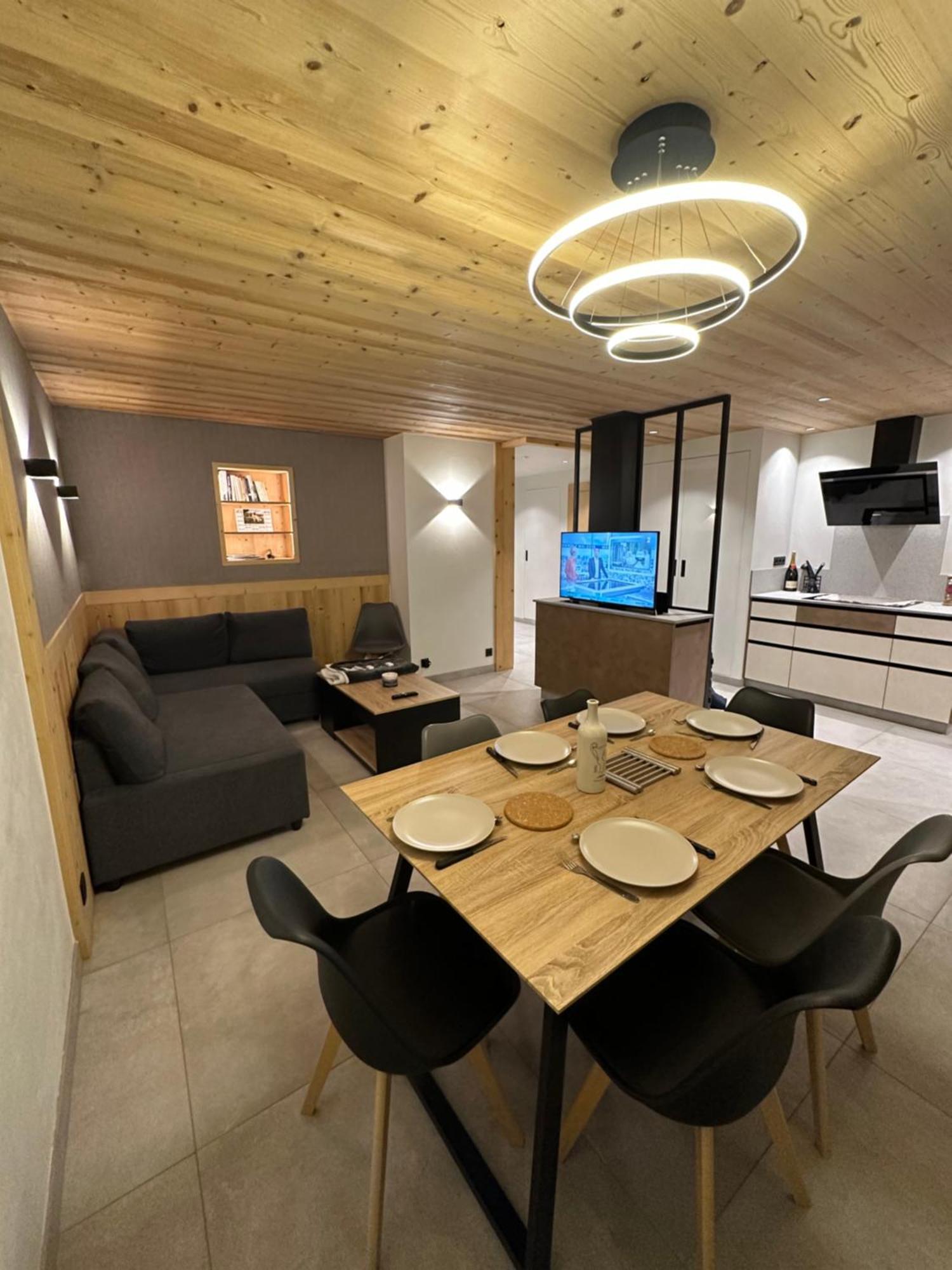 Luxueux Appartement T4 - Lac 5 Min - Parkings Privatifs - Vue Lac Et Montagne Annecy Exteriör bild
