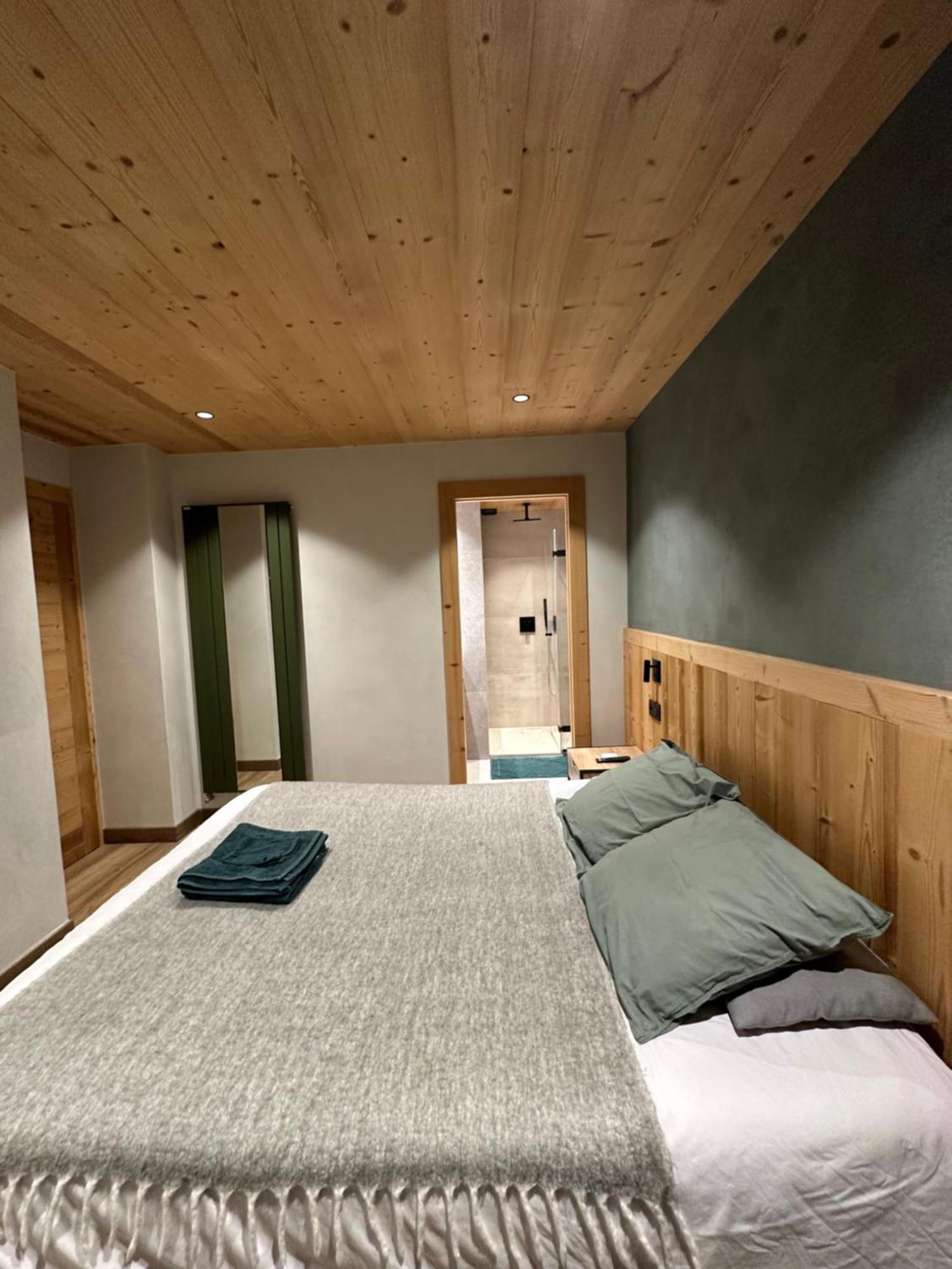 Luxueux Appartement T4 - Lac 5 Min - Parkings Privatifs - Vue Lac Et Montagne Annecy Exteriör bild